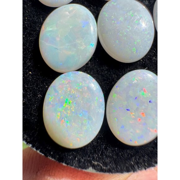 Australian Opal Cabochons Lot - 8.4 carats in Display Box #140 - Picture 7 of 8